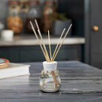 Yankee Candle Signature Reed Diffuser | Amber & Sandalwood | 100ml