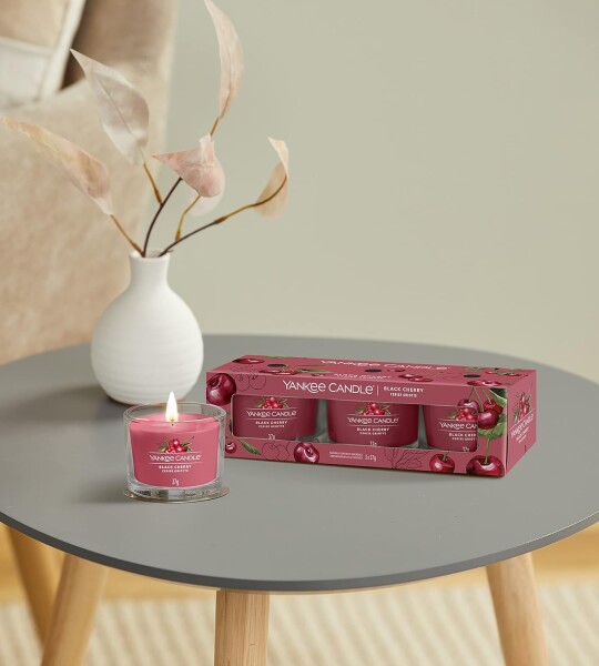 Yankee Candle Scented Candles Gift Set | Black Cherry Filled Votive Candles
